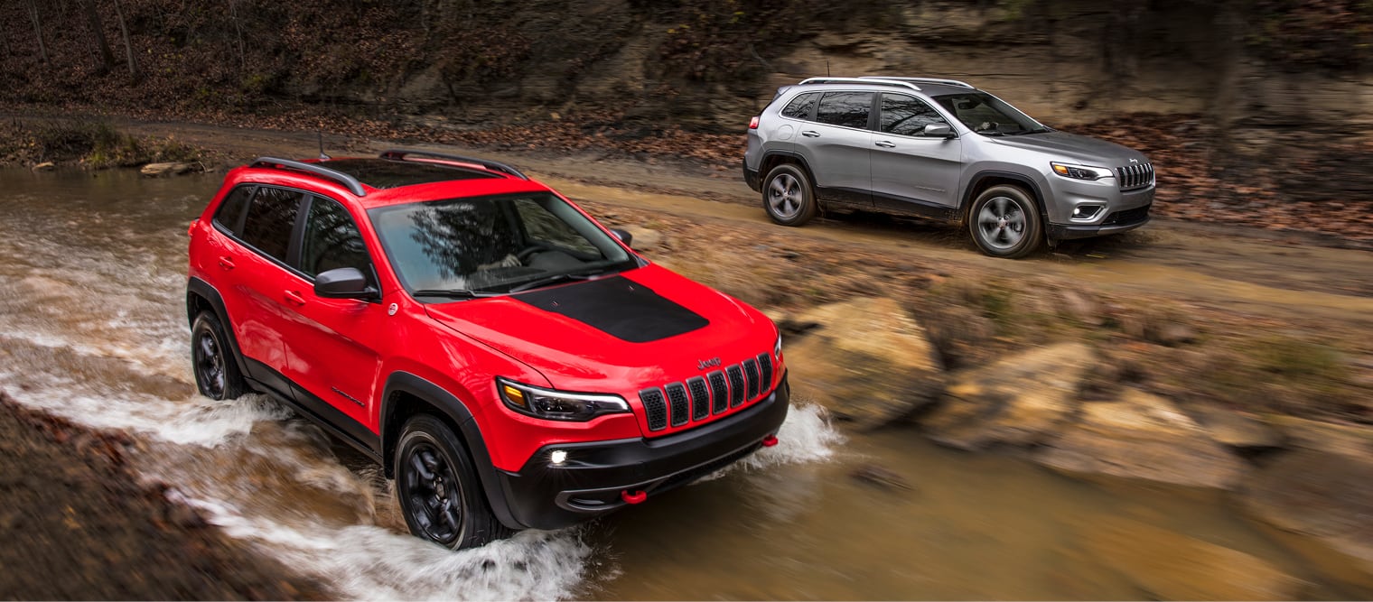 2022 Jeep Cherokee exterior in two colors red silver