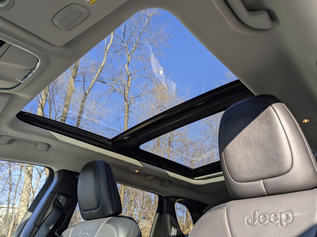 2023 Jeep Cherokee Altitude Lux 4x4