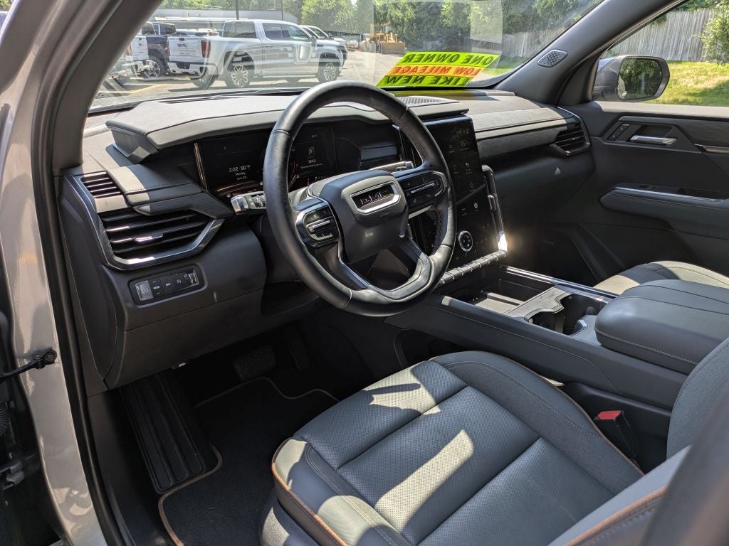 2024 GMC Acadia AT4