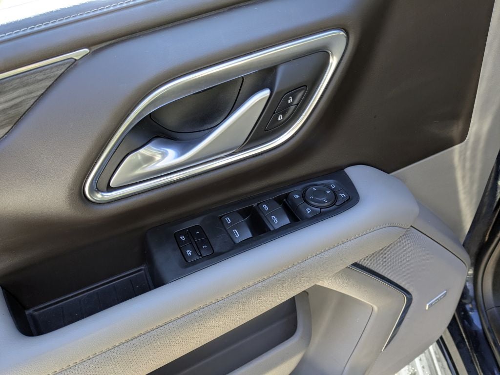 2022 GMC Yukon XL SLT