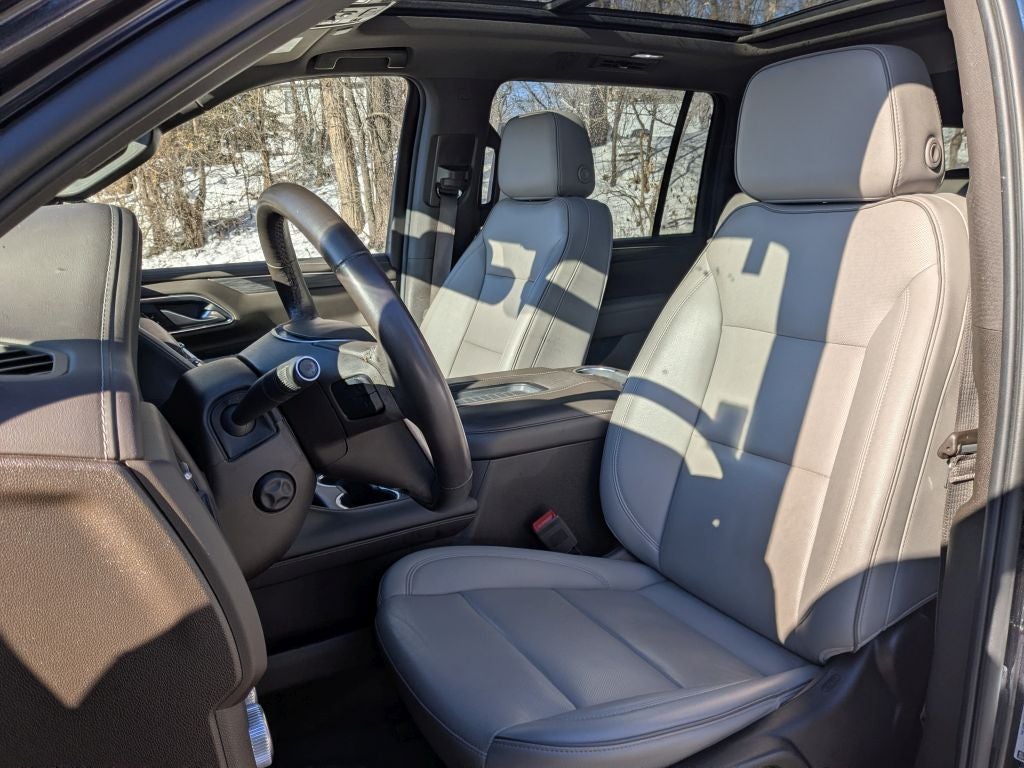 2022 GMC Yukon XL SLT