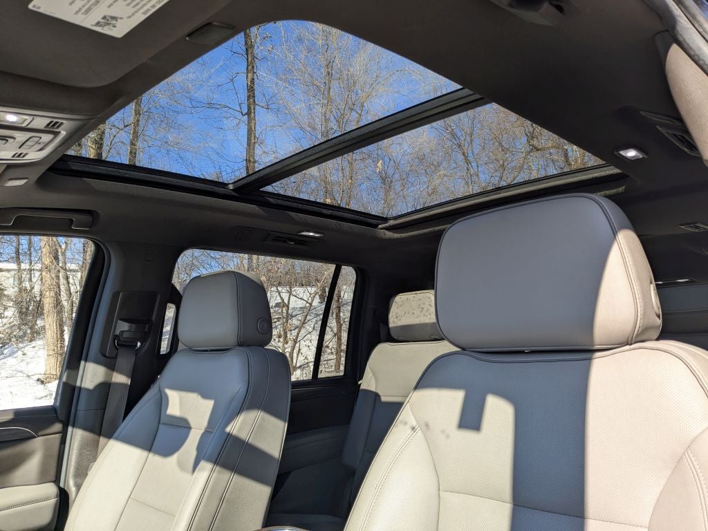 2022 GMC Yukon XL SLT