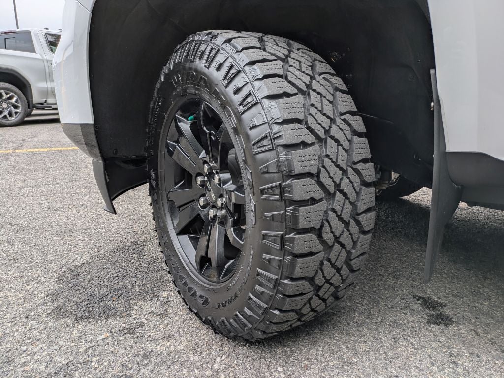 2022 GMC Canyon AT4 - Cloth