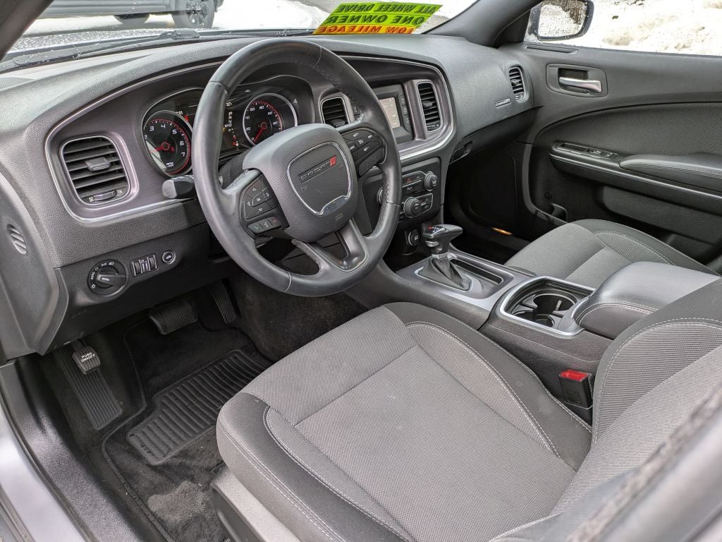 2016 Dodge Charger SE