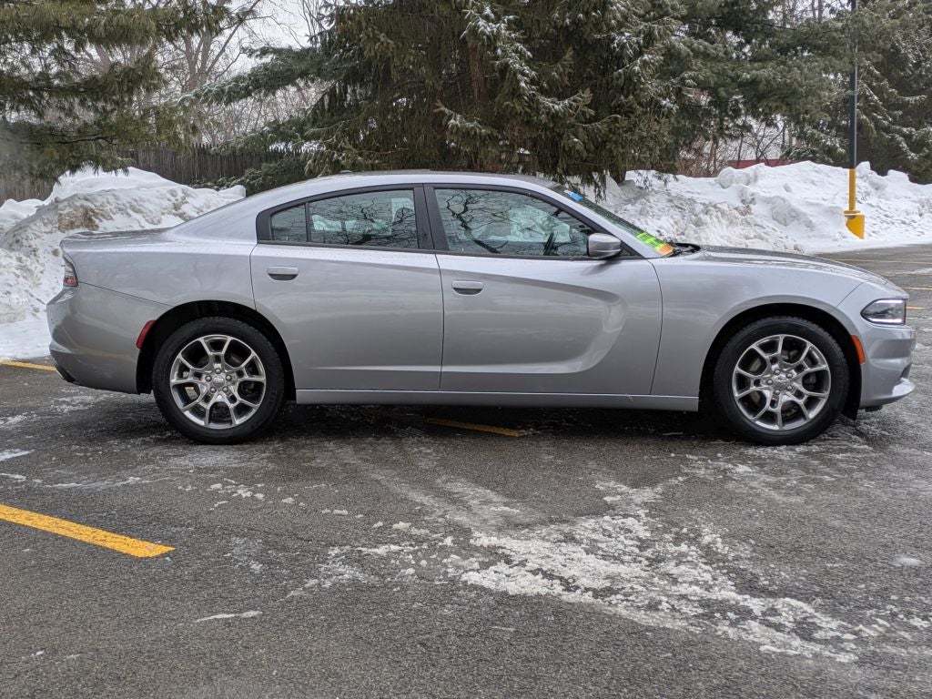 2016 Dodge Charger SE