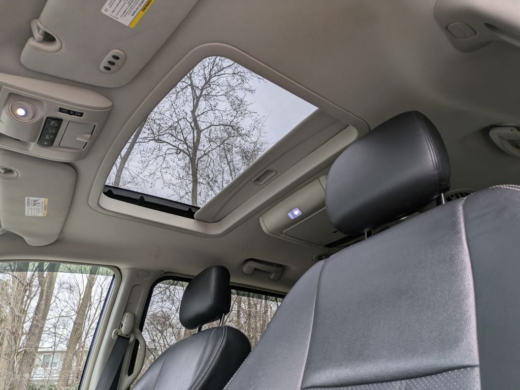 2016 Chrysler Town & Country Touring-L Anniversary Edition