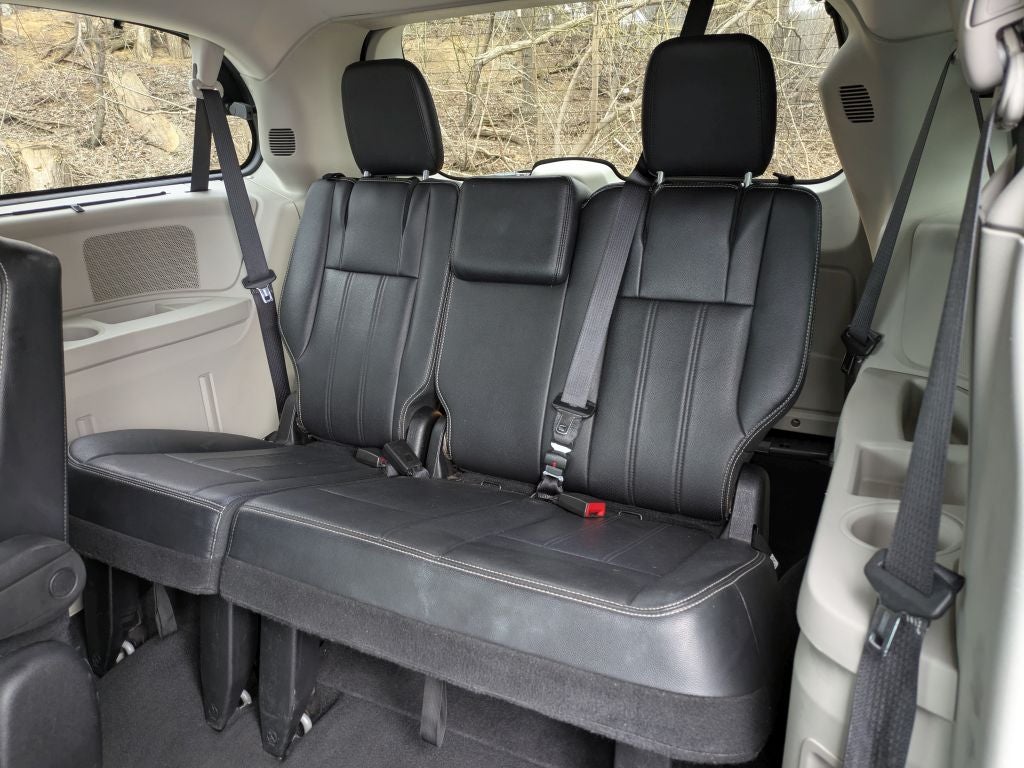 2016 Chrysler Town & Country Touring-L Anniversary Edition