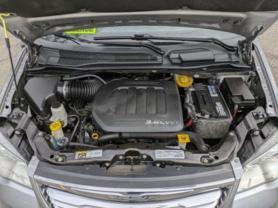 2016 Chrysler Town & Country Touring-L Anniversary Edition