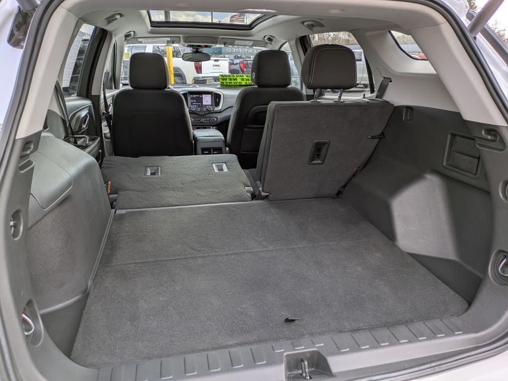 2022 GMC Terrain SLE