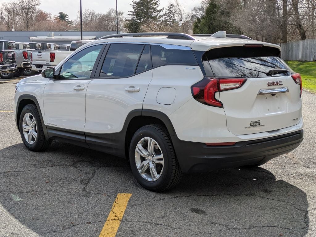 2022 GMC Terrain SLE