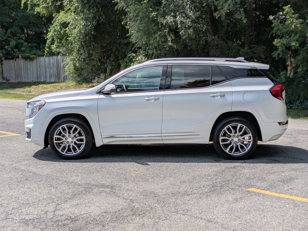 2023 GMC Terrain Denali