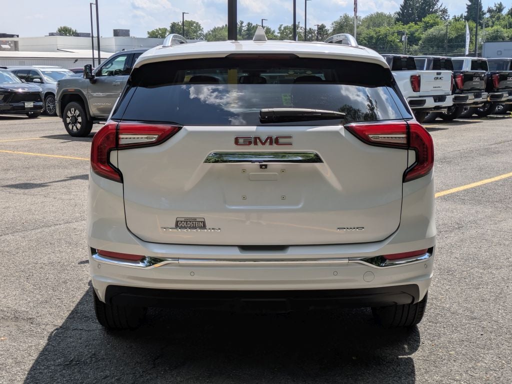 2023 GMC Terrain Denali