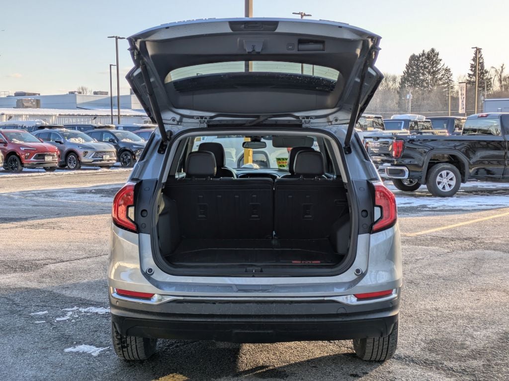 2023 GMC Terrain AT4