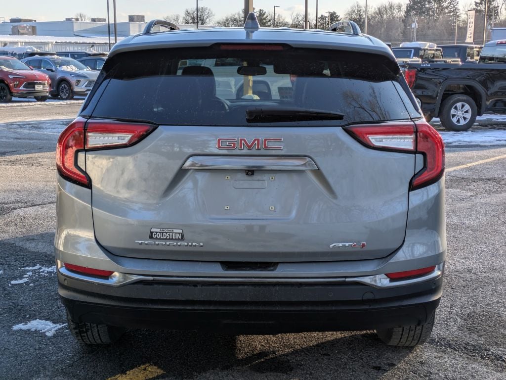 2023 GMC Terrain AT4