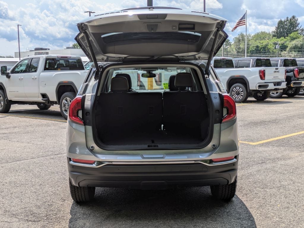 2024 GMC Terrain AT4