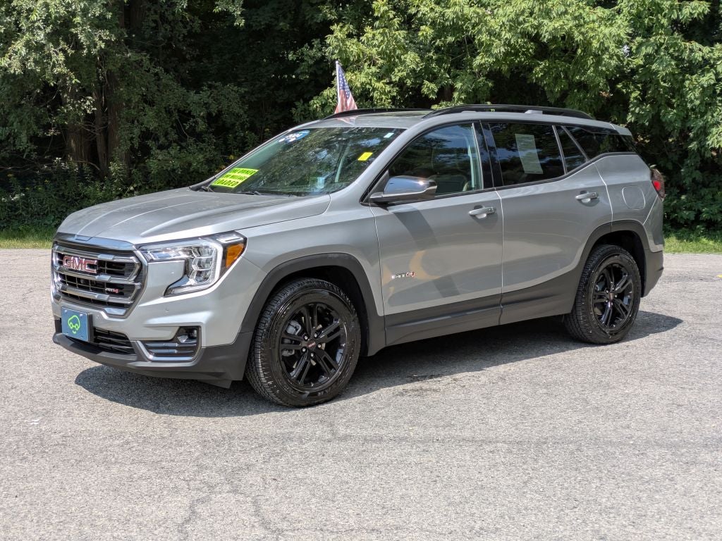 2024 GMC Terrain AT4