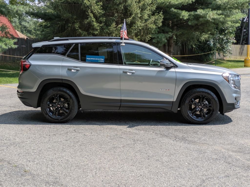 2024 GMC Terrain AT4