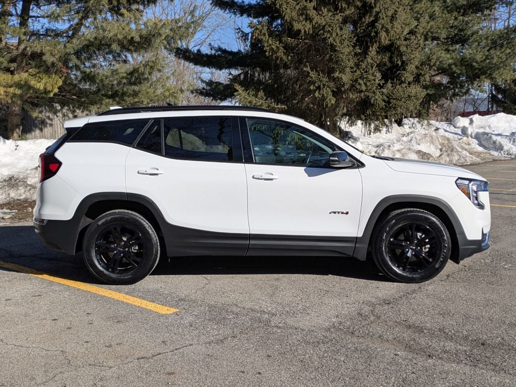 2023 GMC Terrain AT4