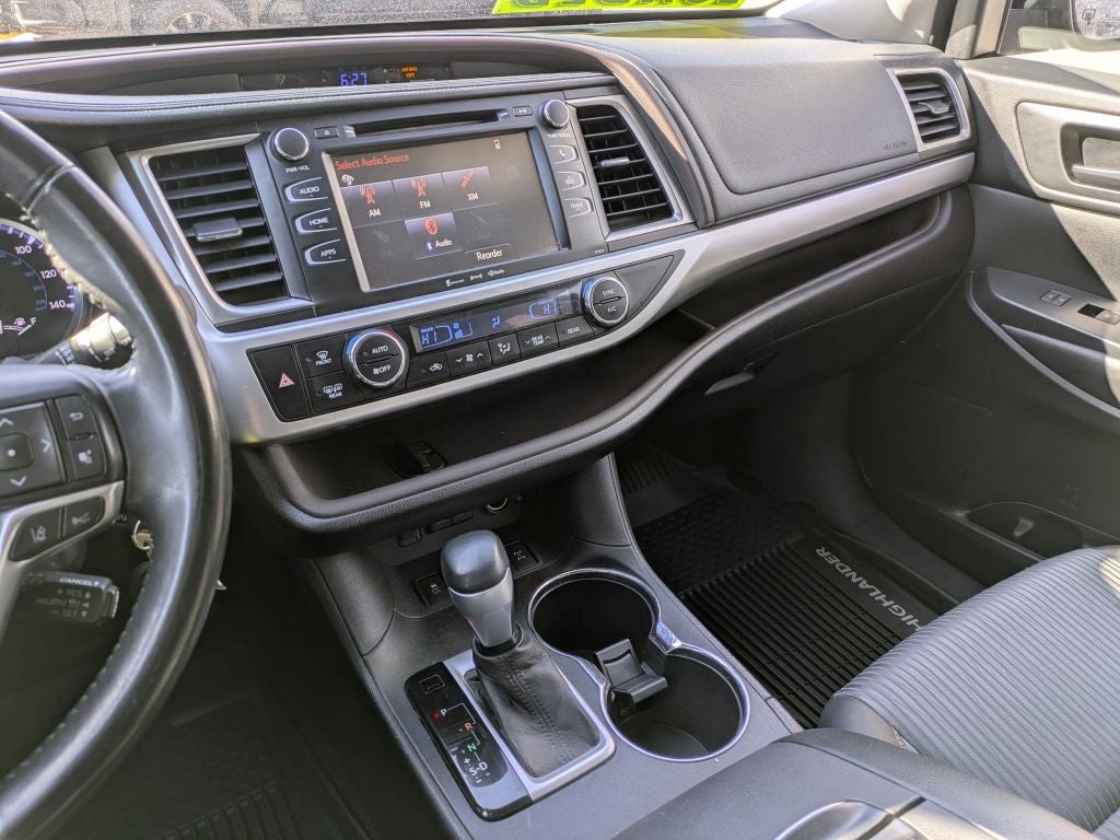 2017 Toyota Highlander LE Plus