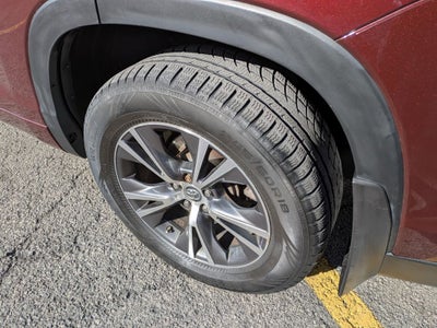 2017 Toyota Highlander LE Plus