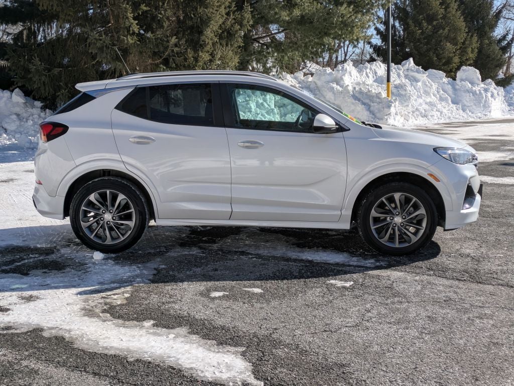 2022 Buick Encore GX Select