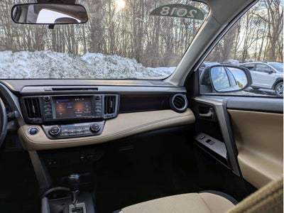 2018 Toyota RAV4 XLE