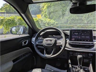 2023 Jeep Compass Latitude Lux