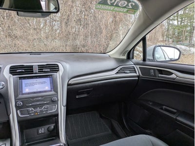 2019 Ford Fusion Hybrid SE