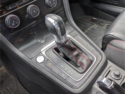 2017 Volkswagen Golf GTI SE