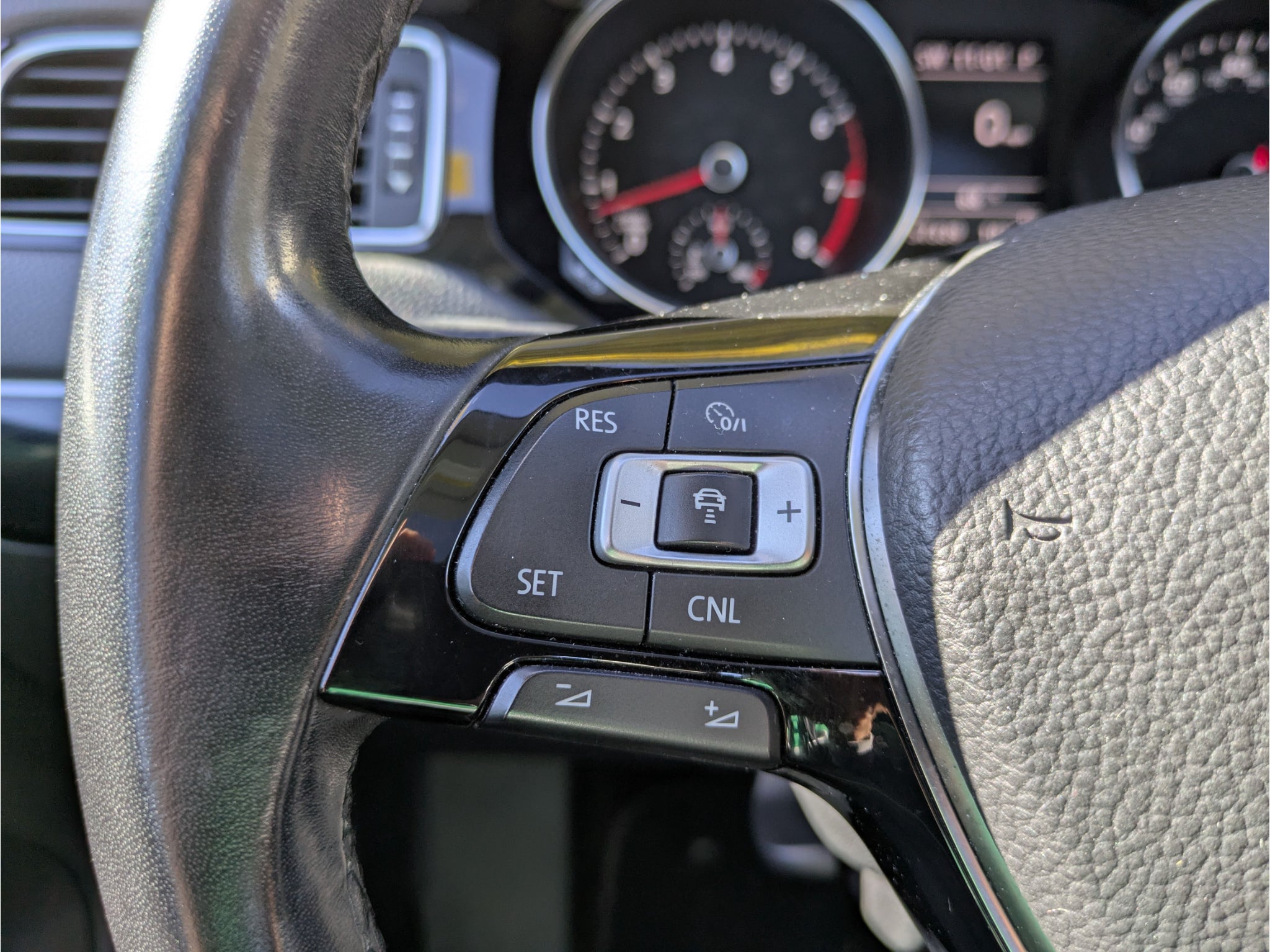 2017 Volkswagen Jetta 1.8T SEL