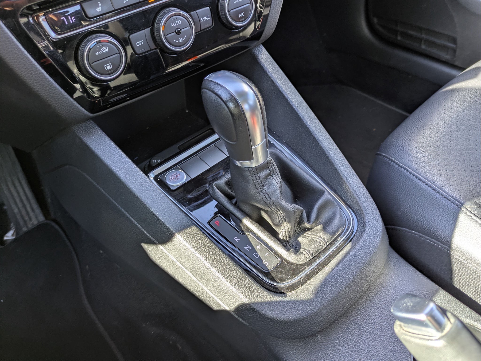2017 Volkswagen Jetta 1.8T SEL