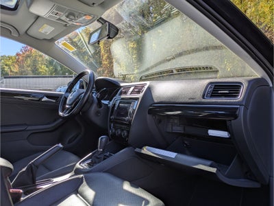2017 Volkswagen Jetta 1.8T SEL