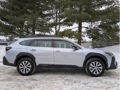 2025 Subaru Outback Base