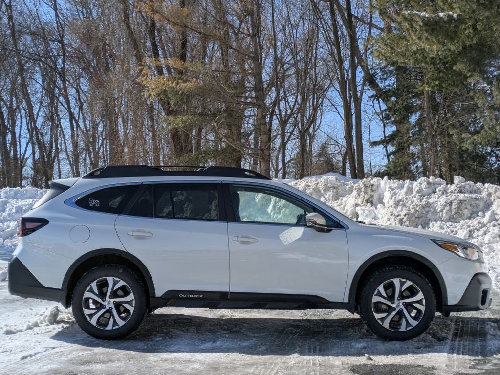 2022 Subaru Outback Limited XT