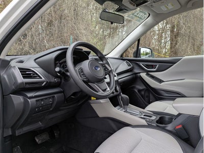 2023 Subaru Forester Base