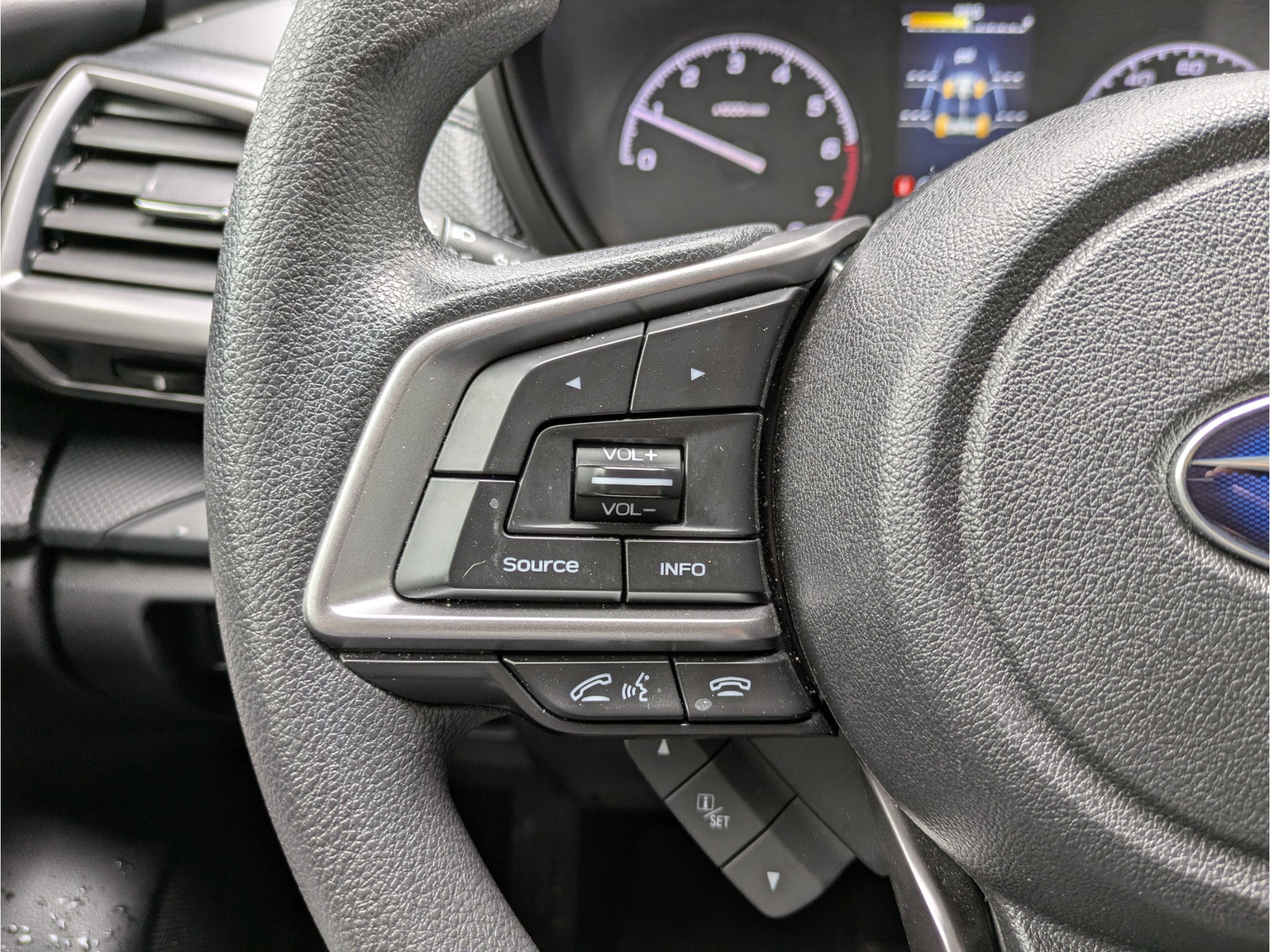 2024 Subaru Forester Base (CVT)