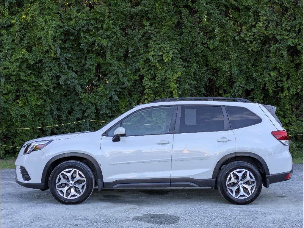 2024 Subaru Forester Premium