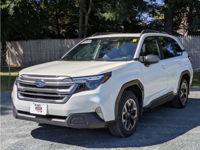 2025 Subaru Forester Premium
