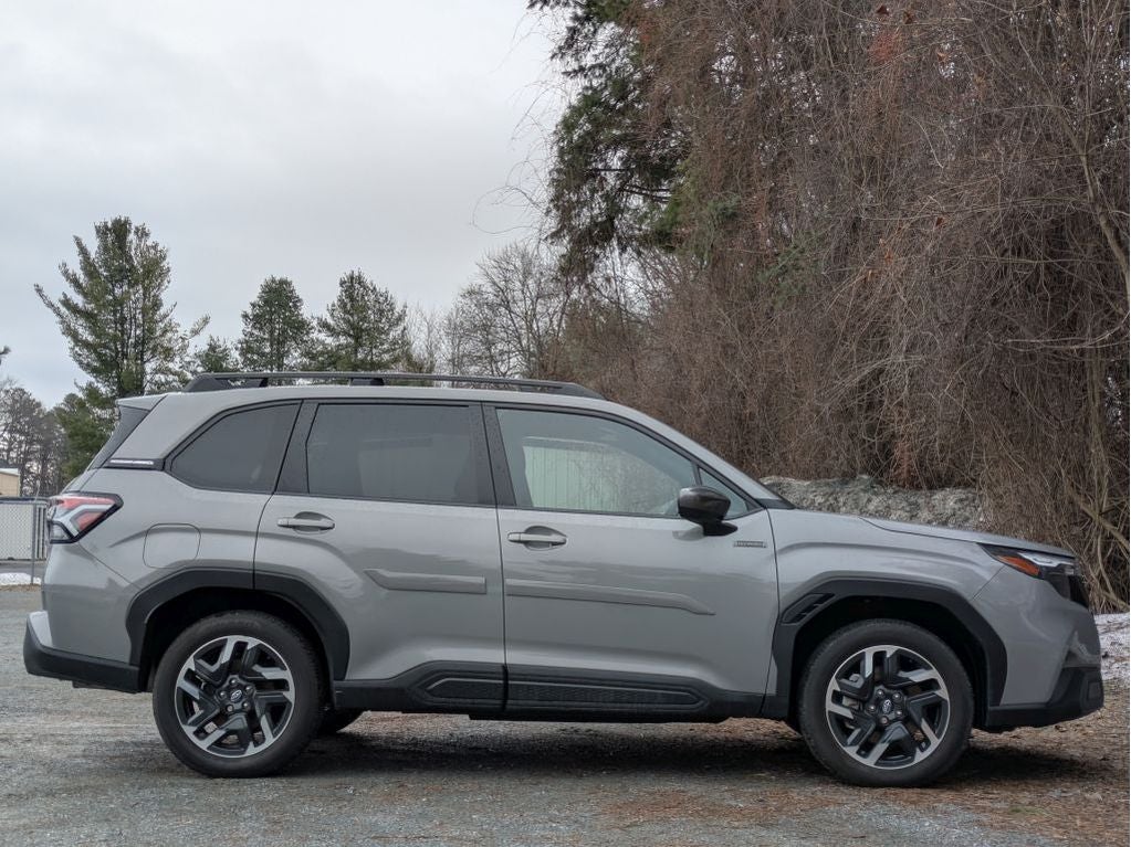 2025 Subaru Forester Hybrid Premium Hybrid