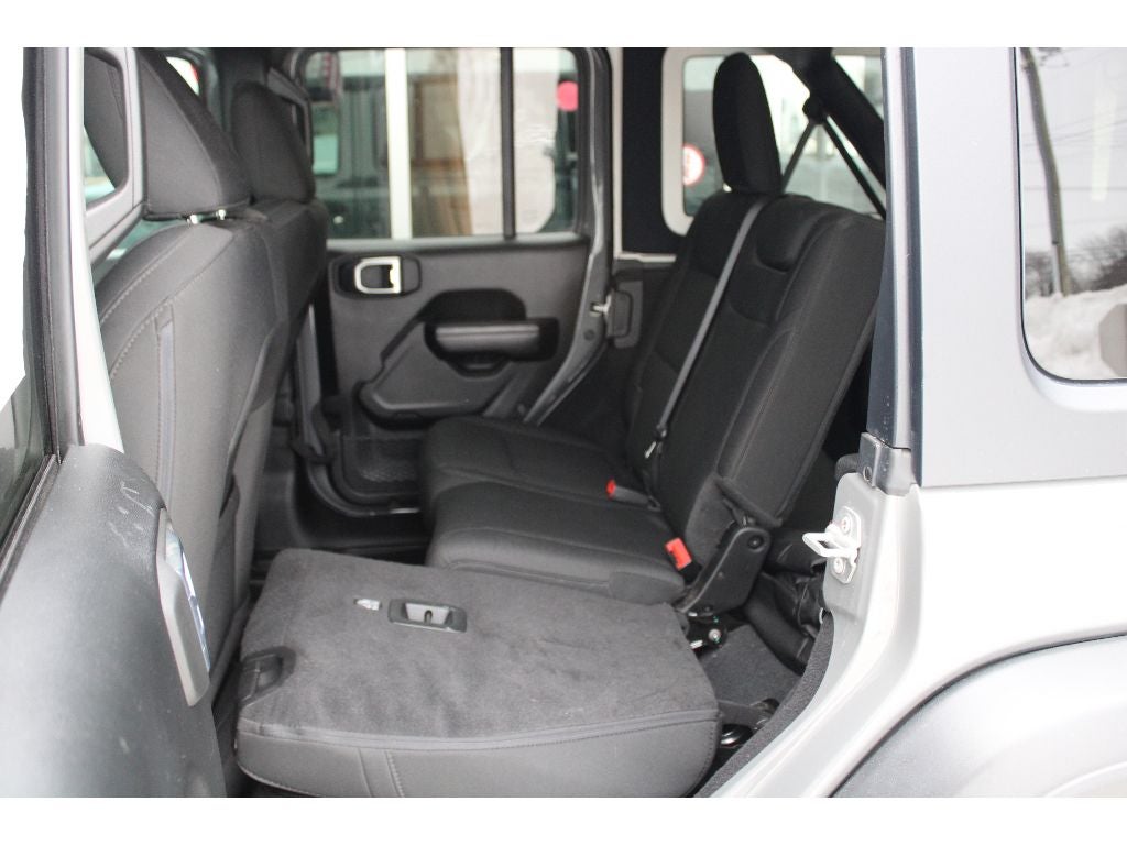 2021 Jeep Wrangler Unlimited Unlimited Willys