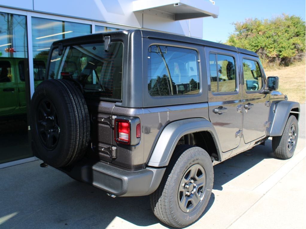 2025 Jeep Wrangler Sport