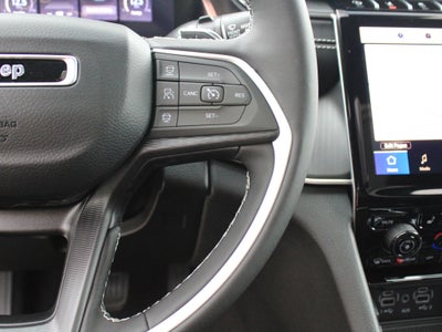2027 Jeep Grand Cherokee Laredo X
