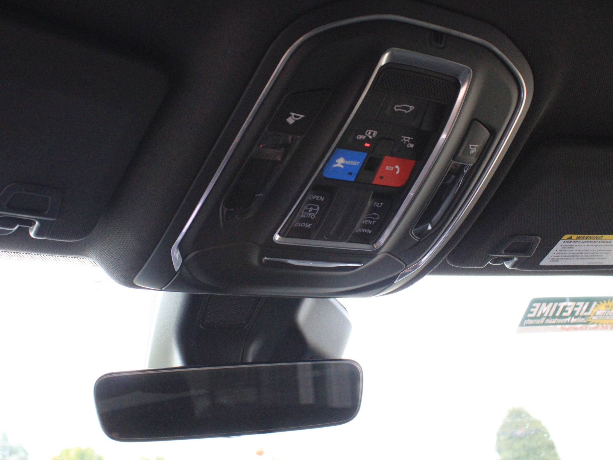 2027 Jeep Grand Cherokee Laredo X