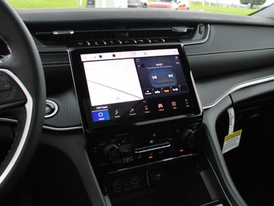 2027 Jeep Grand Cherokee Laredo X