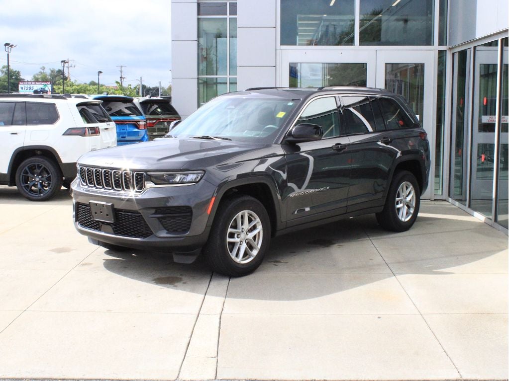 2023 Jeep Grand Cherokee Laredo X