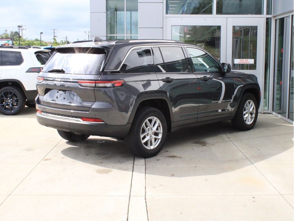 2023 Jeep Grand Cherokee Laredo X