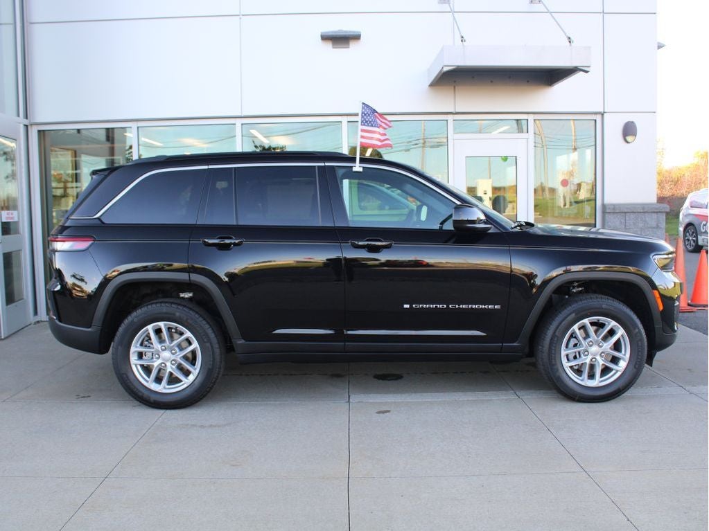 2025 Jeep Grand Cherokee Laredo X