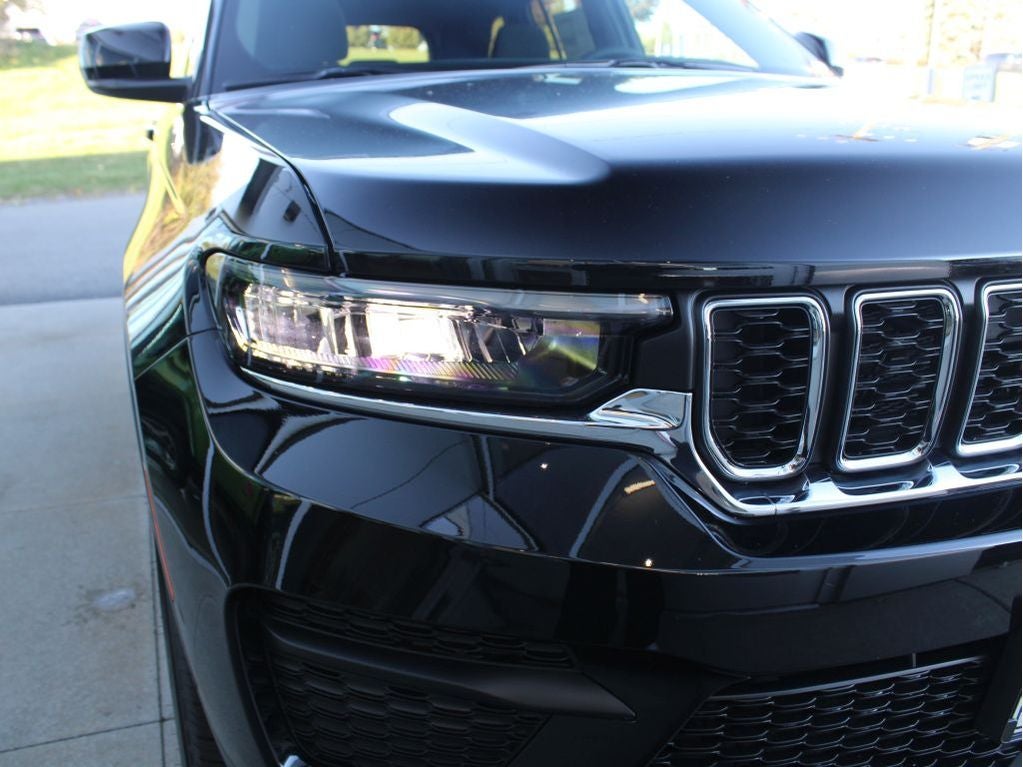 2025 Jeep Grand Cherokee Laredo X