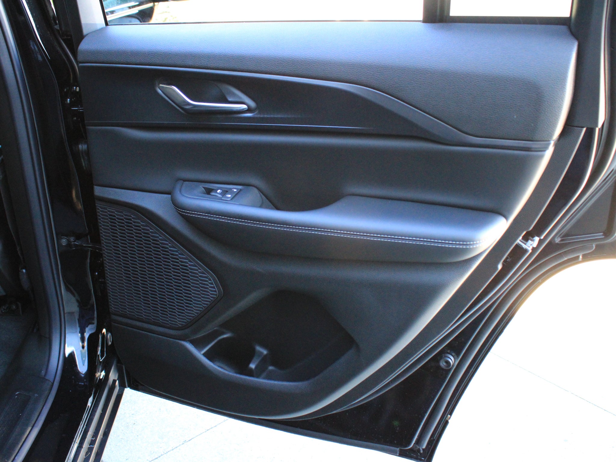 2027 Jeep Grand Cherokee Laredo X