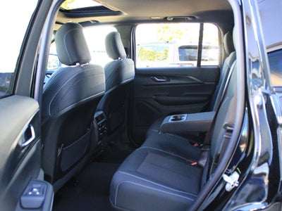2027 Jeep Grand Cherokee Laredo X